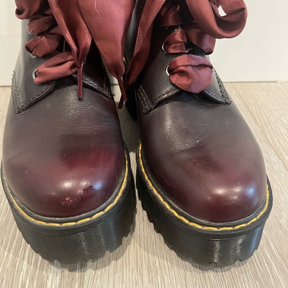 Doc Martens - Picture 4 of 6